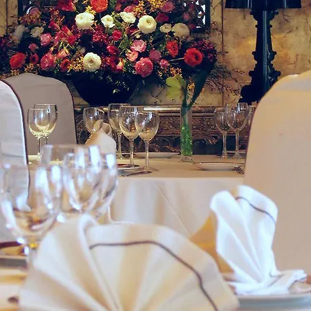 Hotel Hospedium Mirador De Gredos 4*