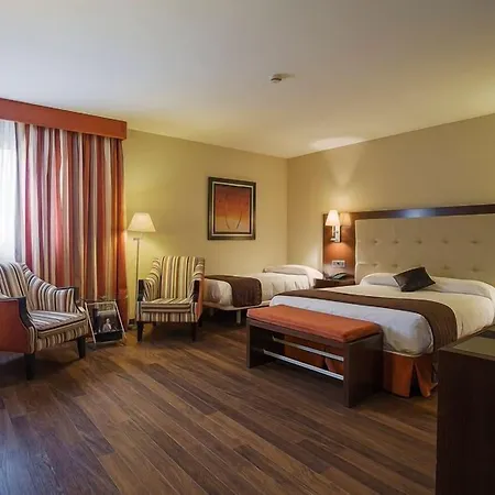 Hotel Hospedium Mirador De Gredos 4*