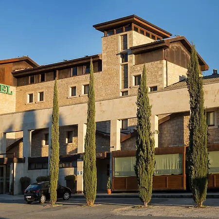 Hospedium Mirador De Gredos ホテル 4*