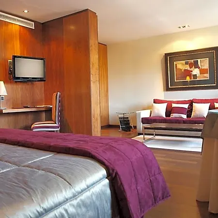מלון Hospedium Mirador De Gredos 4*